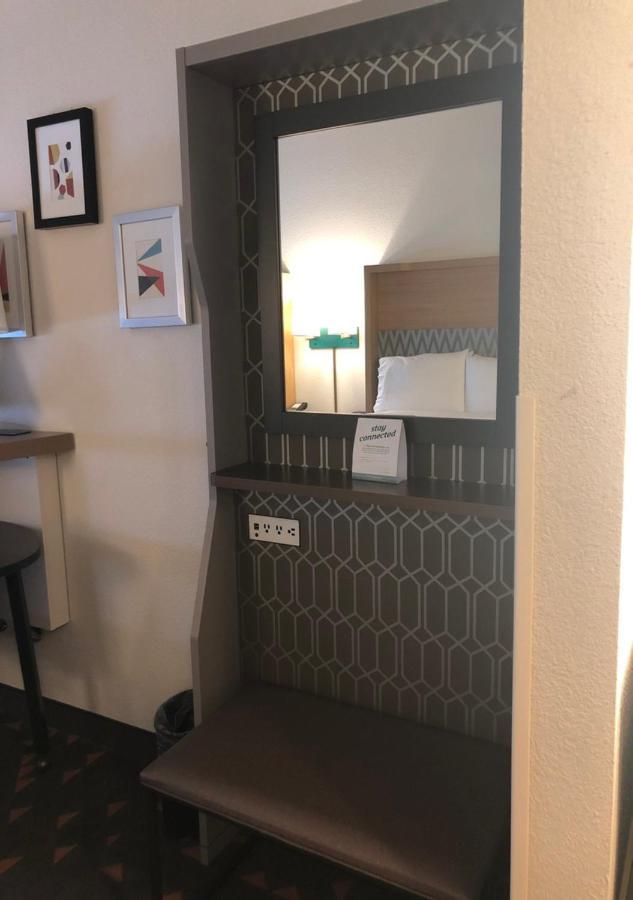Holiday Inn Atlanta/Roswell By Ihg Екстериор снимка